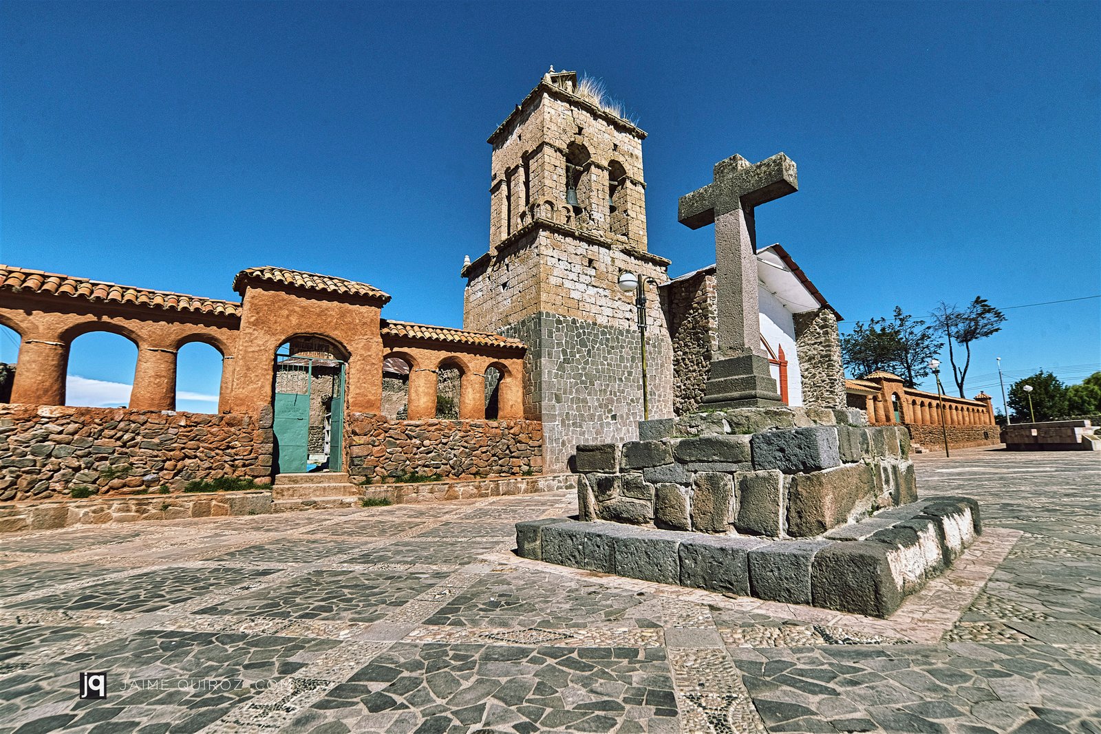 Chucuito, Puno. Peru Bits of Living